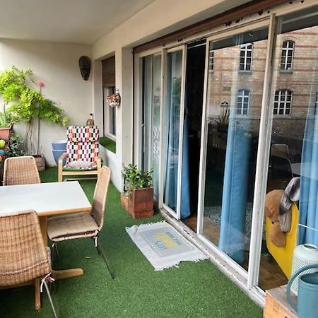 Grand Appartement Avec Balcon Et Parking Gratuit Sur Place Paryż Zewnętrze zdjęcie